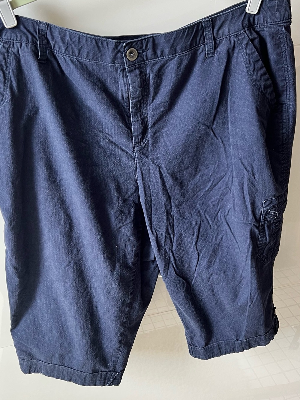Women’s cjbanks navy blue ripstop Capri pants size 20W